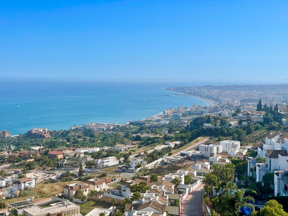 Benalm&aacute;dena