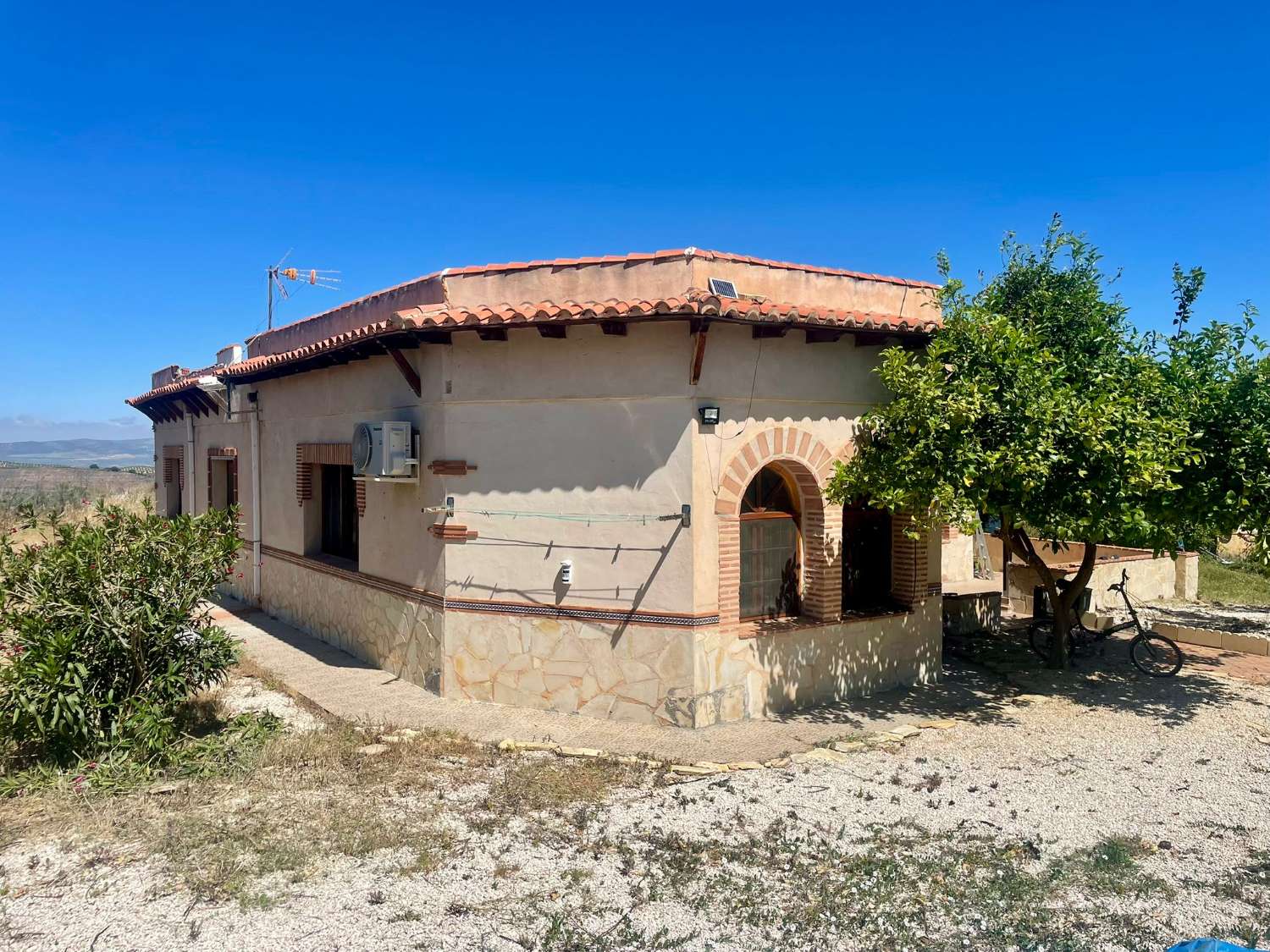 Freistehendes Landhaus mit Pool und Weitblick in Moraleda de Zafayona – Nähe Granada