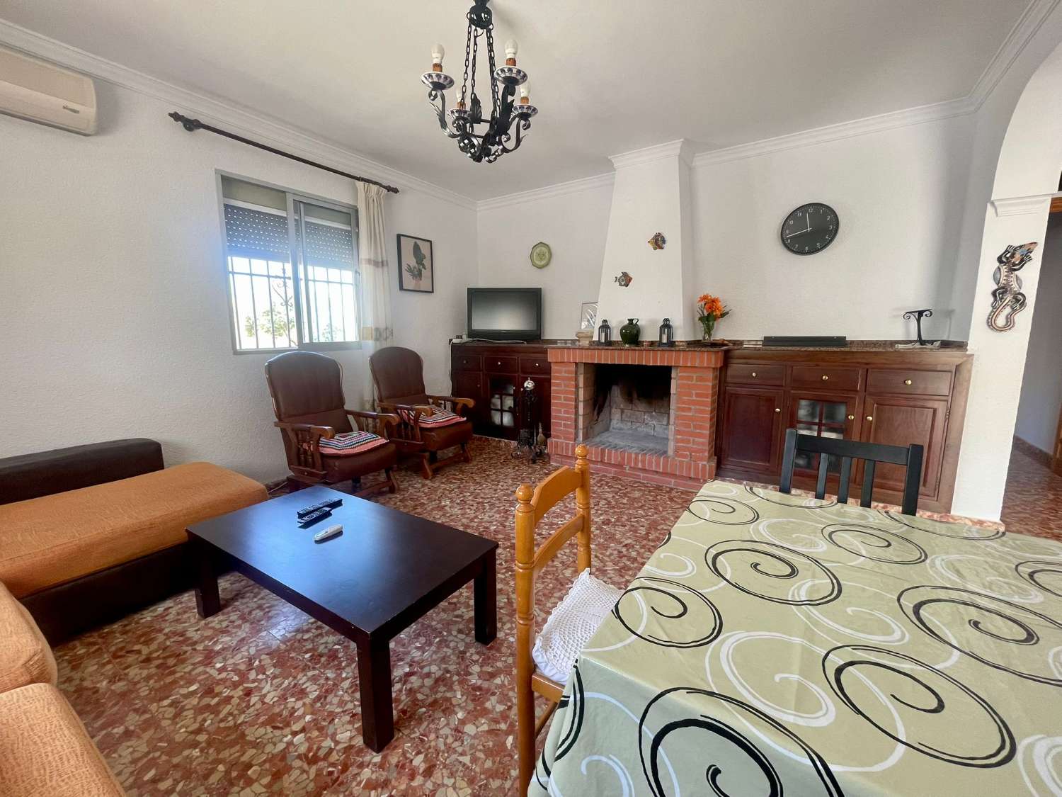 Freistehendes Landhaus in der Sierra de Líjar bei Olvera – ruhiges Wohnen in naturnaher Lage