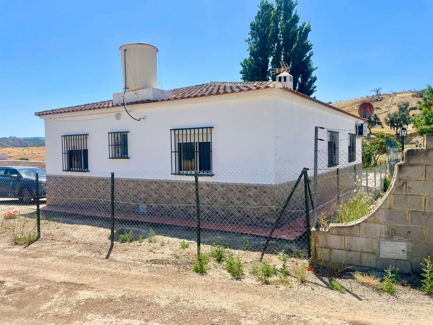 Freistehendes Landhaus in der Sierra de Líjar bei Olvera – ruhiges Wohnen in naturnaher Lage