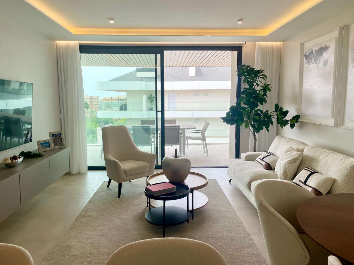 Mediterranes Wohngefühl auf höchstem Niveau – Exklusive 3-Zimmer-Wohnung in Toplage von Fuengirola