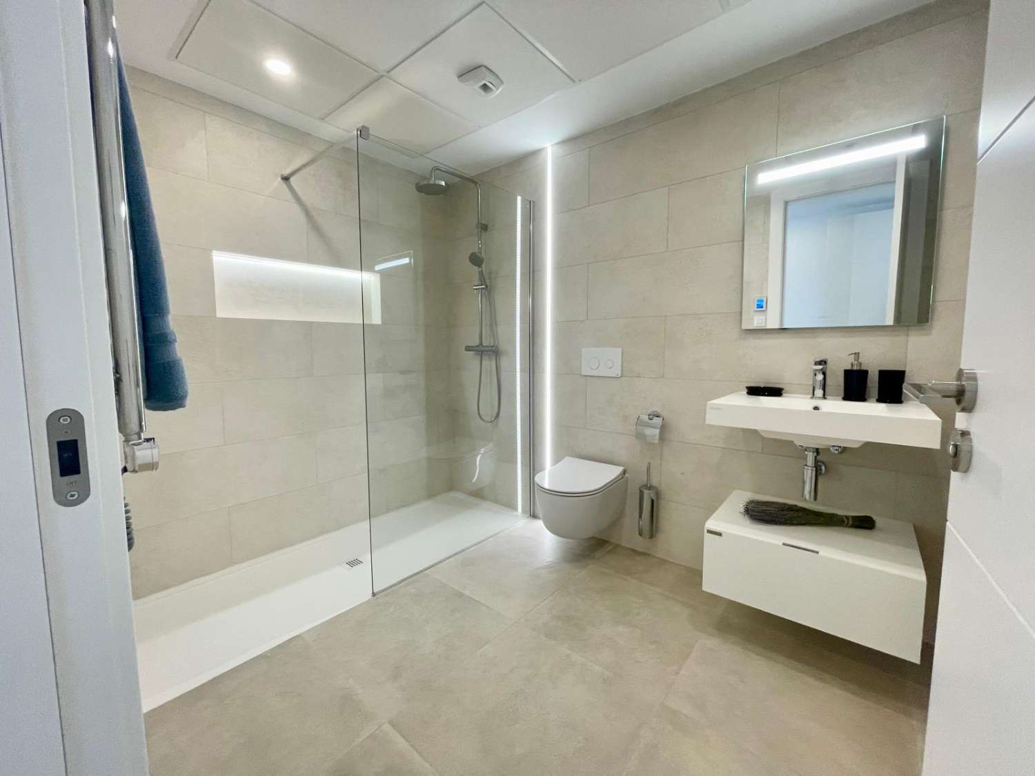 Mediterranes Wohngefühl auf höchstem Niveau – Exklusive 3-Zimmer-Wohnung in Toplage von Fuengirola