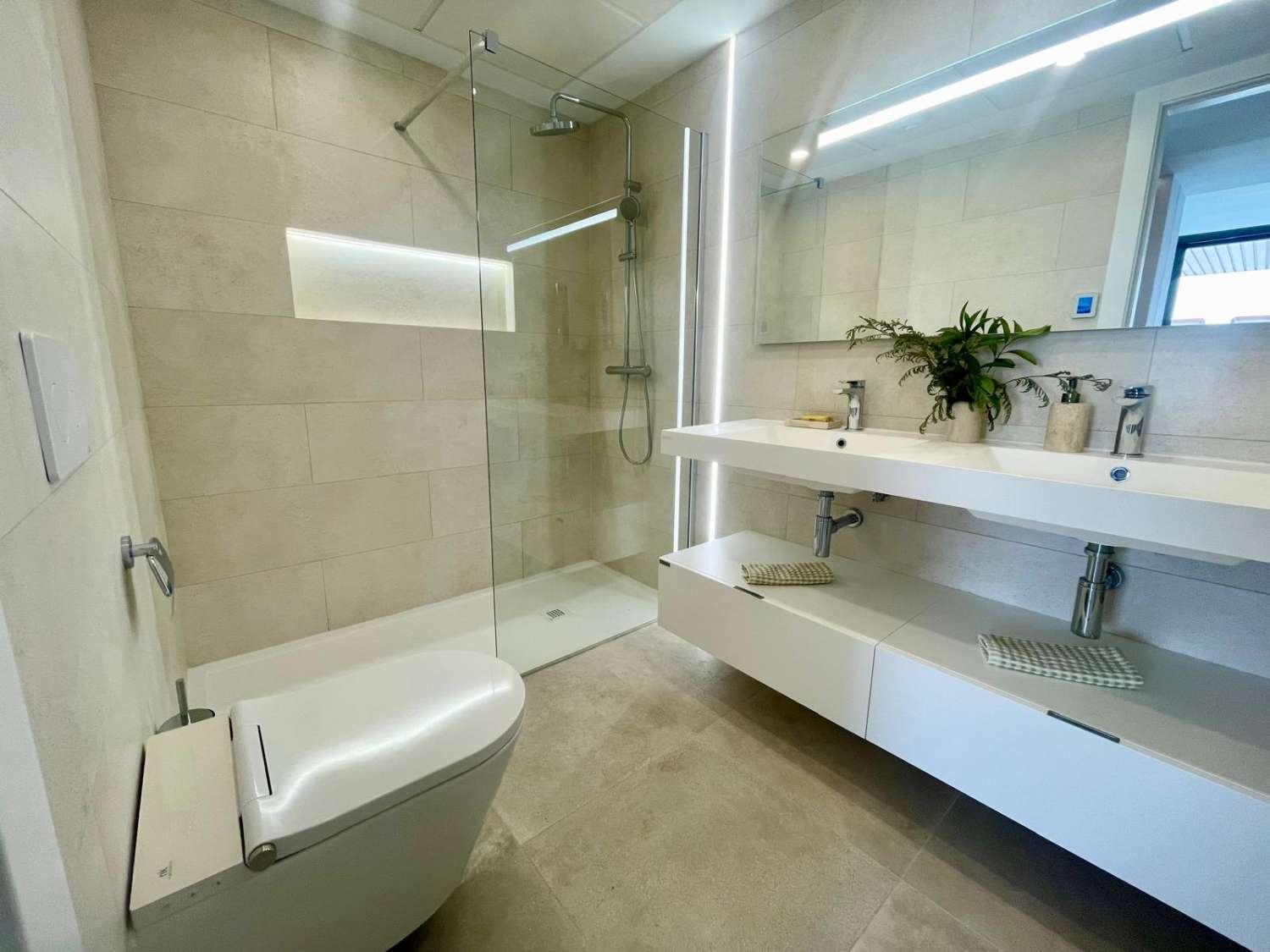 Spectacular Apartment with Sea Views in Fuengirola