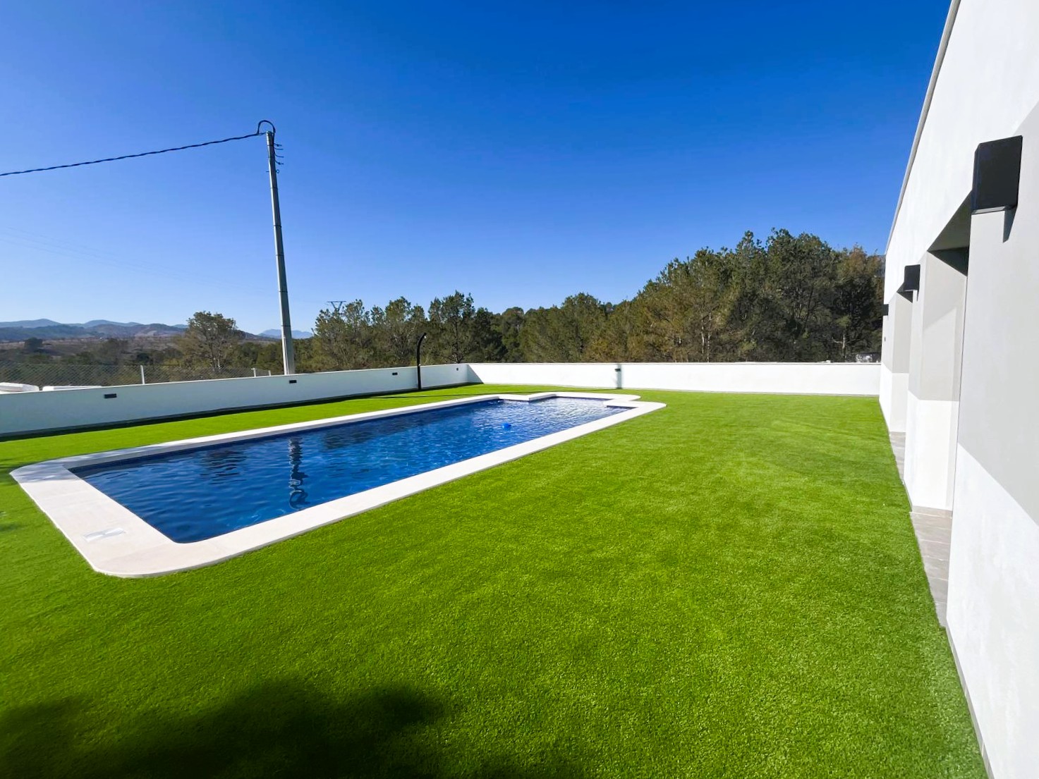 Modernes Neubau-Chalet bei Lorca – stilvolles Wohnen mit Weitblick in naturnaher Umgebung