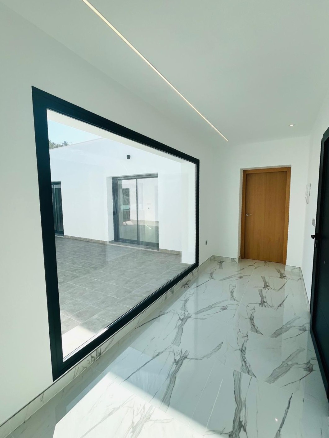 Modernes Neubau-Chalet bei Lorca – stilvolles Wohnen mit Weitblick in naturnaher Umgebung