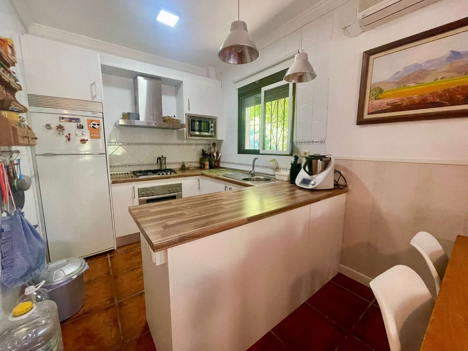 Chalet renovado con piscina en parcela privada en Moraleda de Zafayona (Granada)