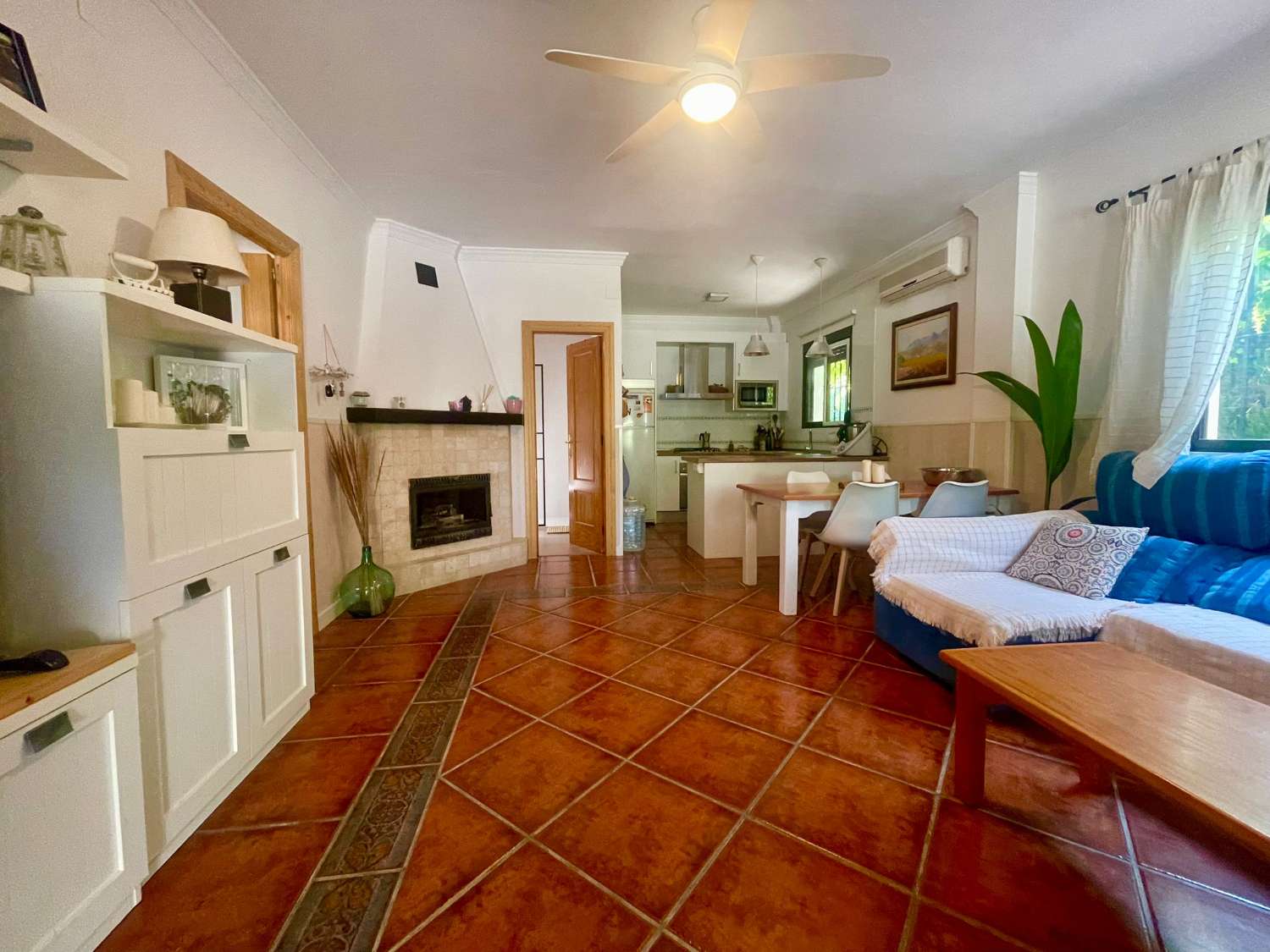 Chalet renovado con piscina en parcela privada en Moraleda de Zafayona (Granada)