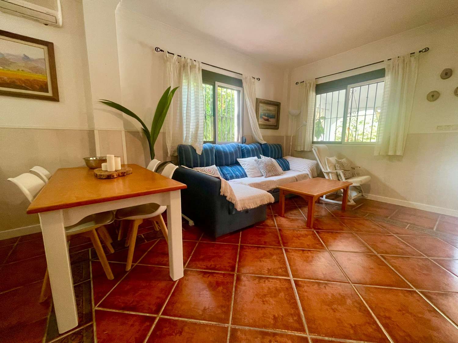 Chalet renovado con piscina en parcela privada en Moraleda de Zafayona (Granada)