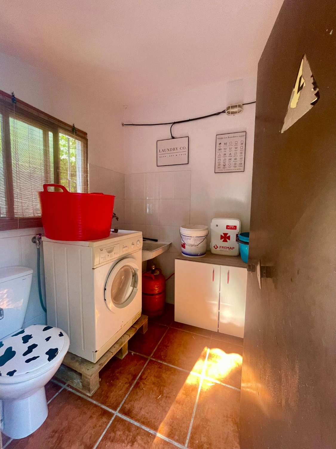 Chalet renovado con piscina en parcela privada en Moraleda de Zafayona (Granada)