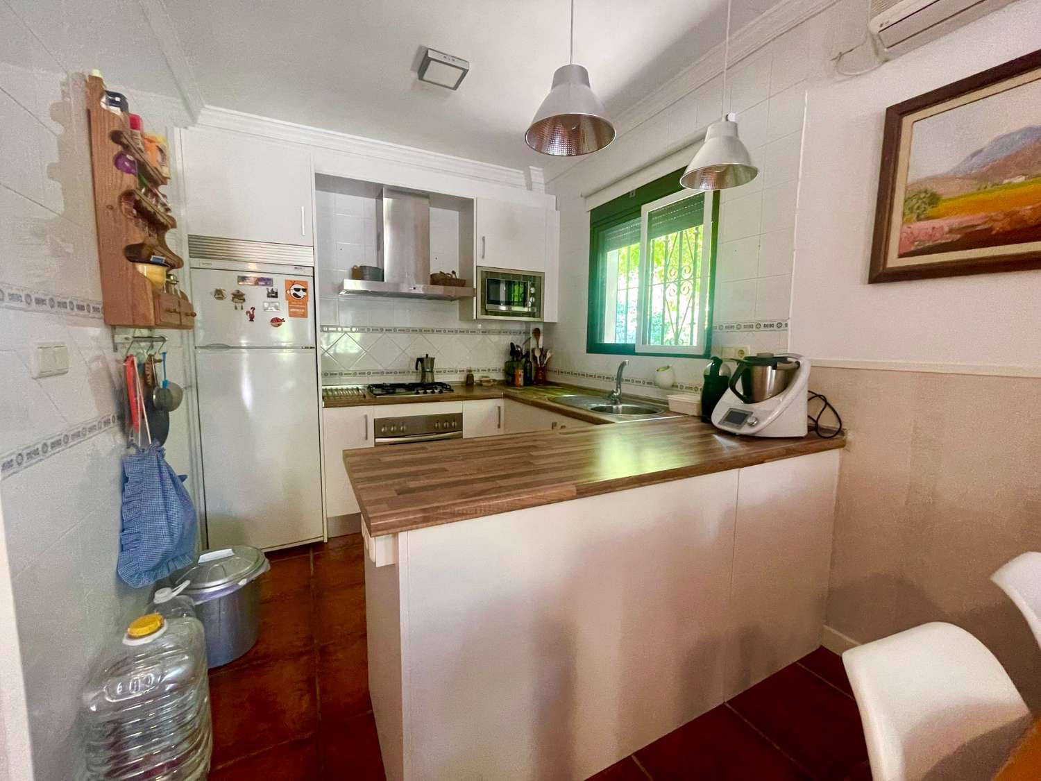 Chalet renovado con piscina en parcela privada en Moraleda de Zafayona (Granada)