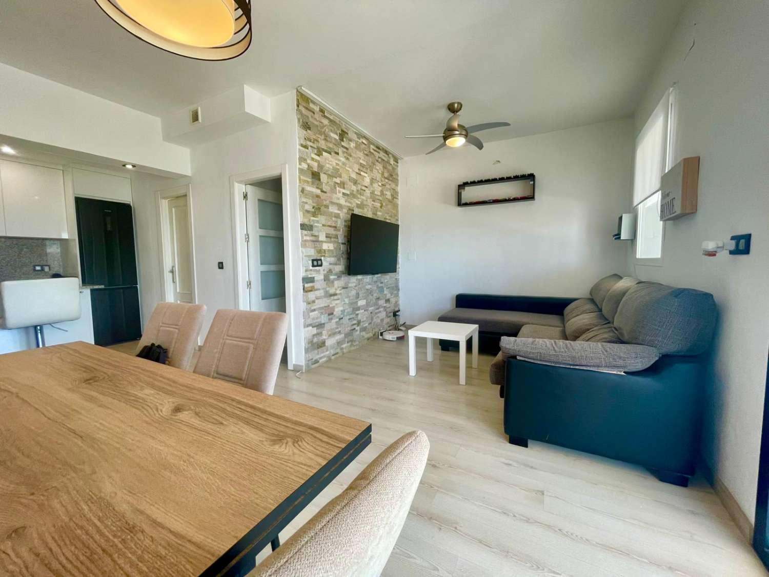 Chalet moderno con terreno de 120.000 m² en ubicación aislada – cerca de Gorafe y Baza