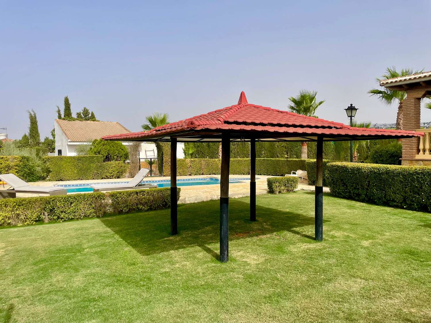 Landhaus mit Olivenhain, Pool und Sportbereich in Moraleda de Zafayona