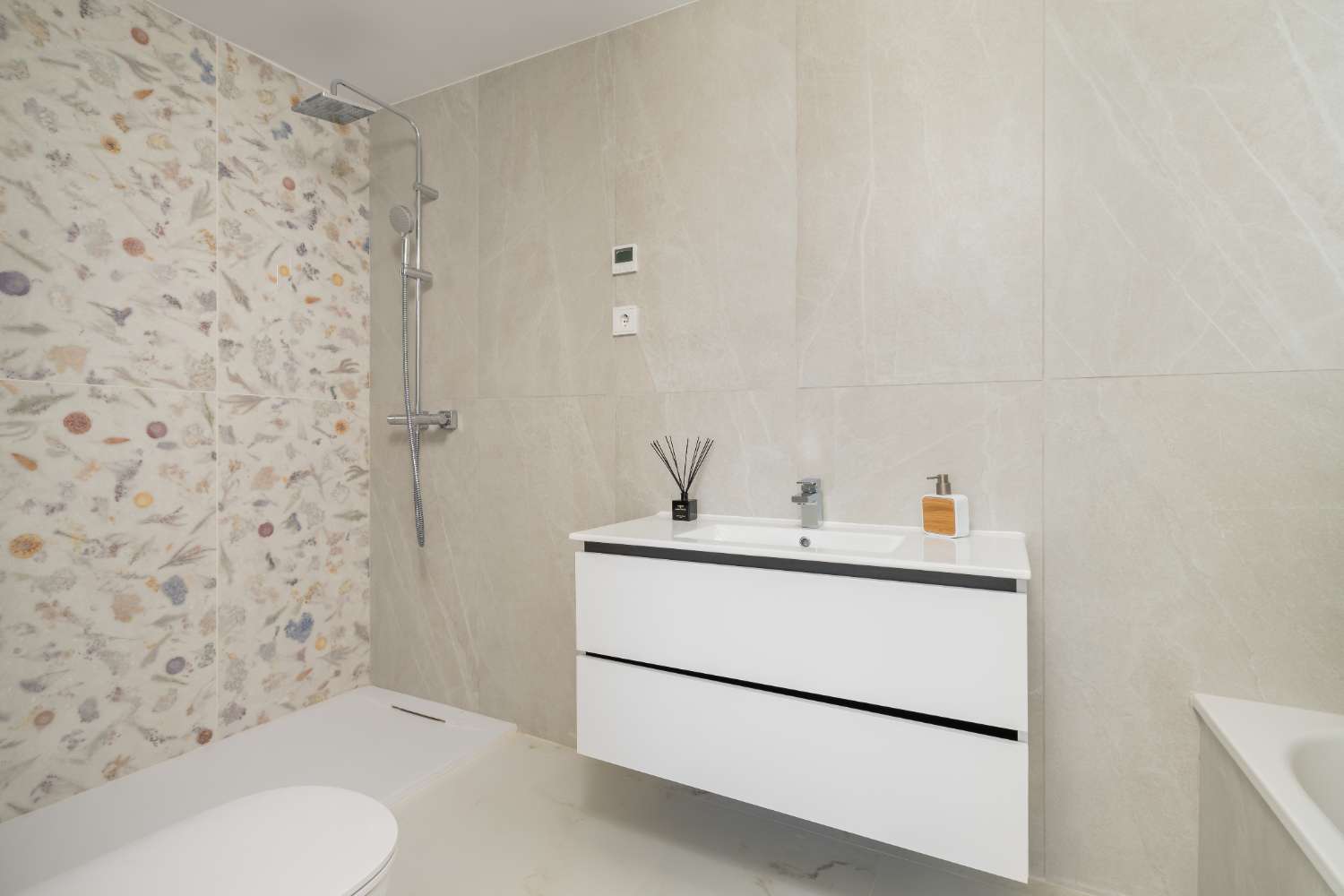 Penthouse mit Meerblick in bester Lage von Estepona