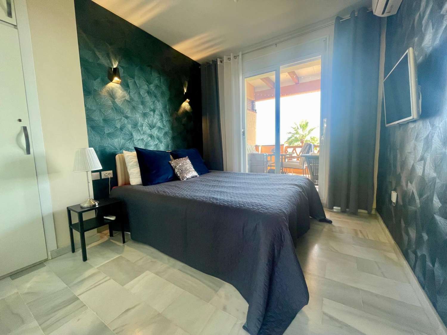 Gemütliches Apartment mit Meerblick in Calaburra – Chaparral, Mijas