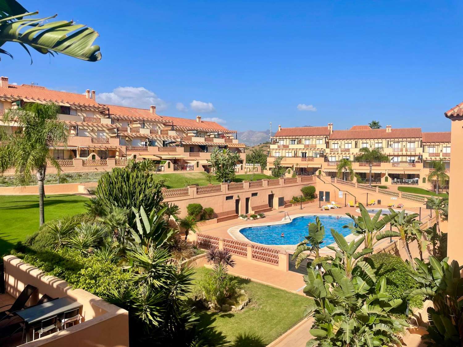 Gemütliches Apartment mit Meerblick in Calaburra – Chaparral, Mijas