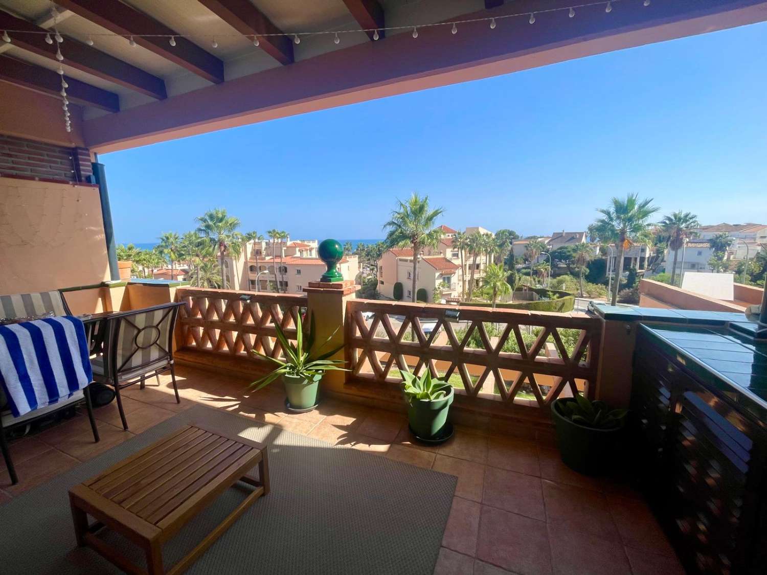 Gemütliches Apartment mit Meerblick in Calaburra – Chaparral, Mijas