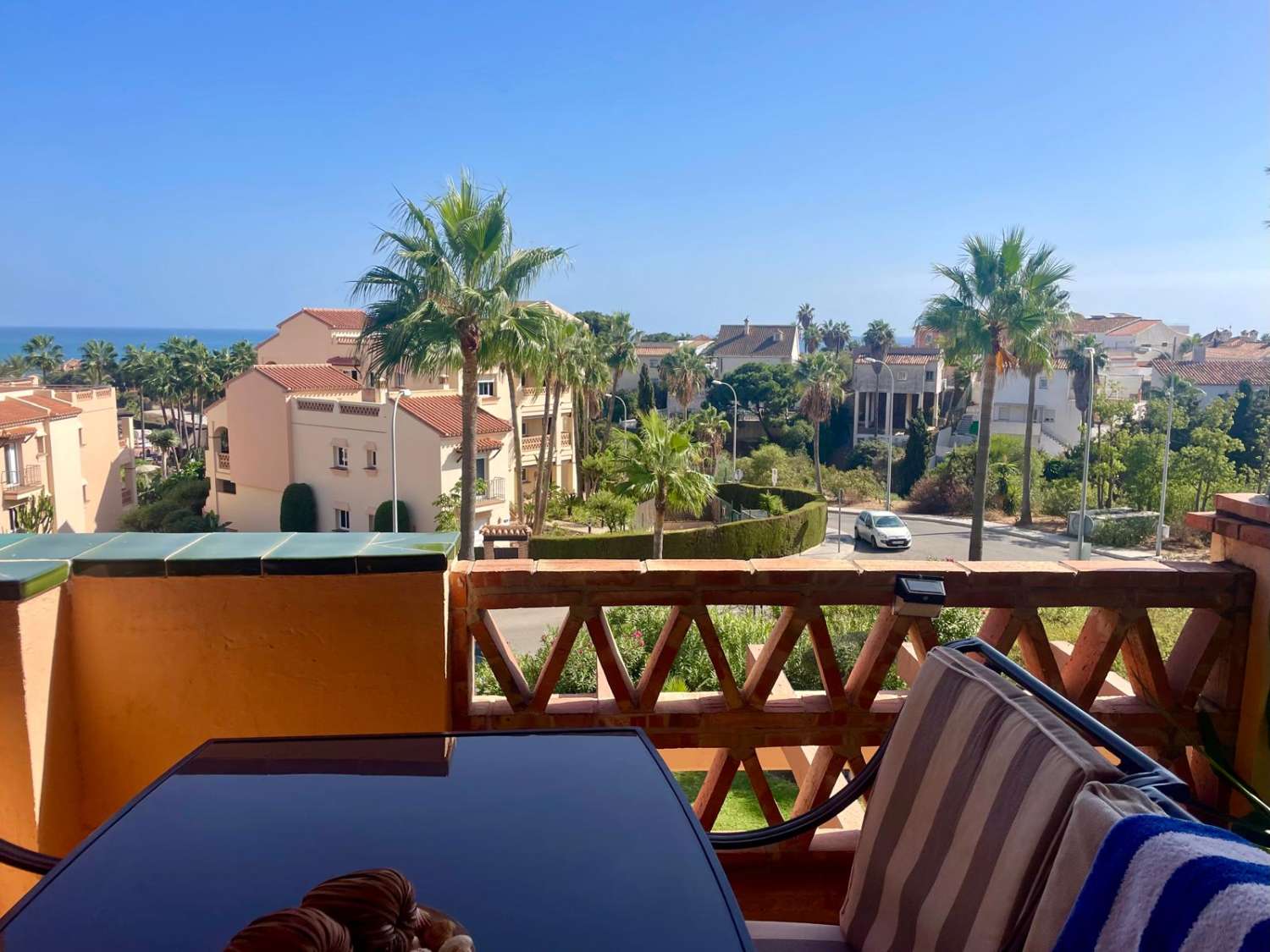 Gemütliches Apartment mit Meerblick in Calaburra – Chaparral, Mijas