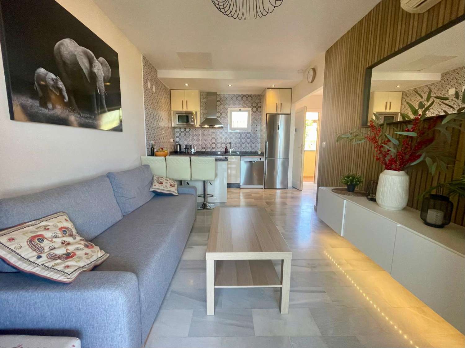Gemütliches Apartment mit Meerblick in Calaburra – Chaparral, Mijas