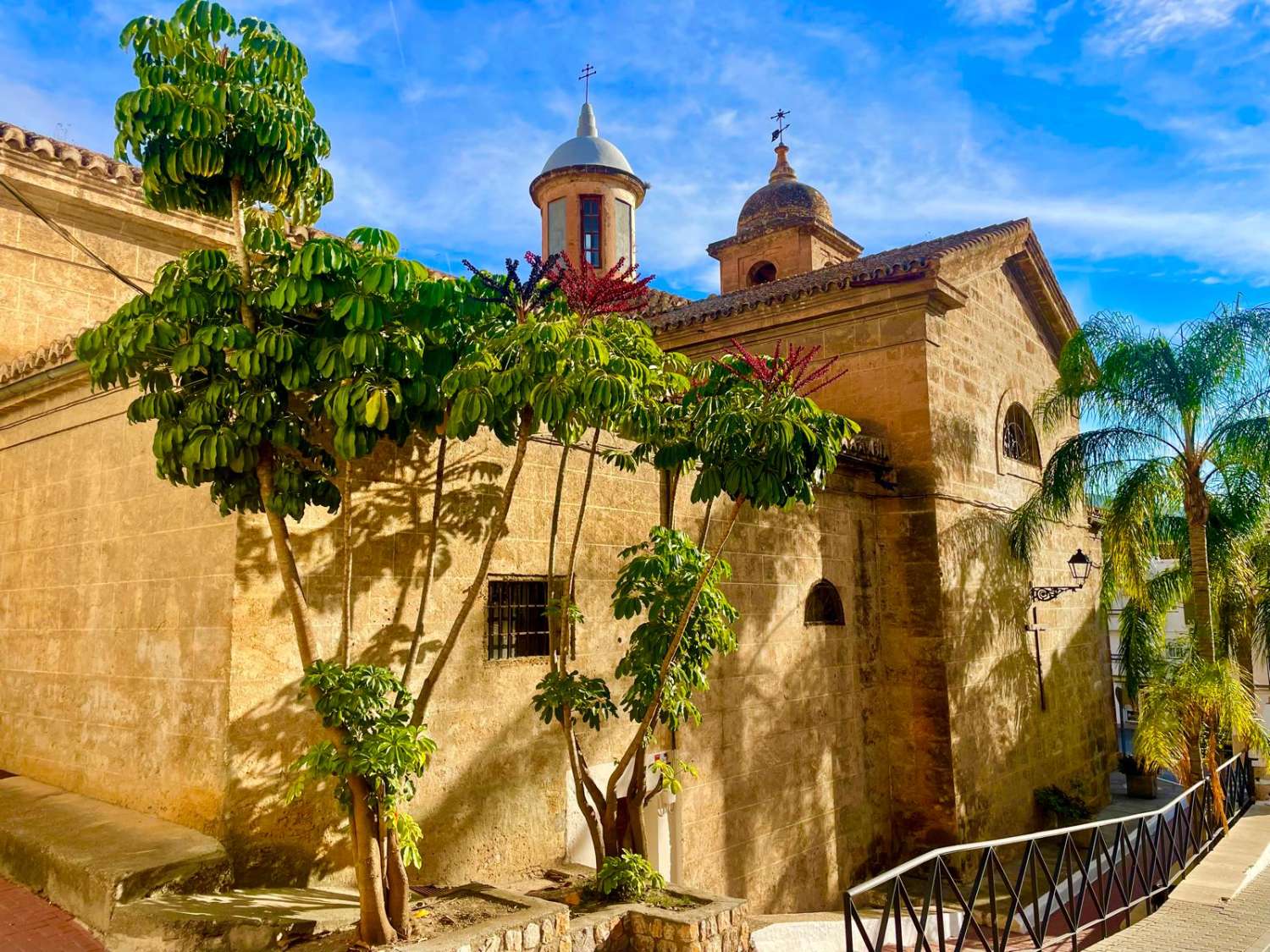 Renoviertes Stadthaus im Herzen von Vélez de Benaudalla – modernes Wohnen in historischem Ambiente