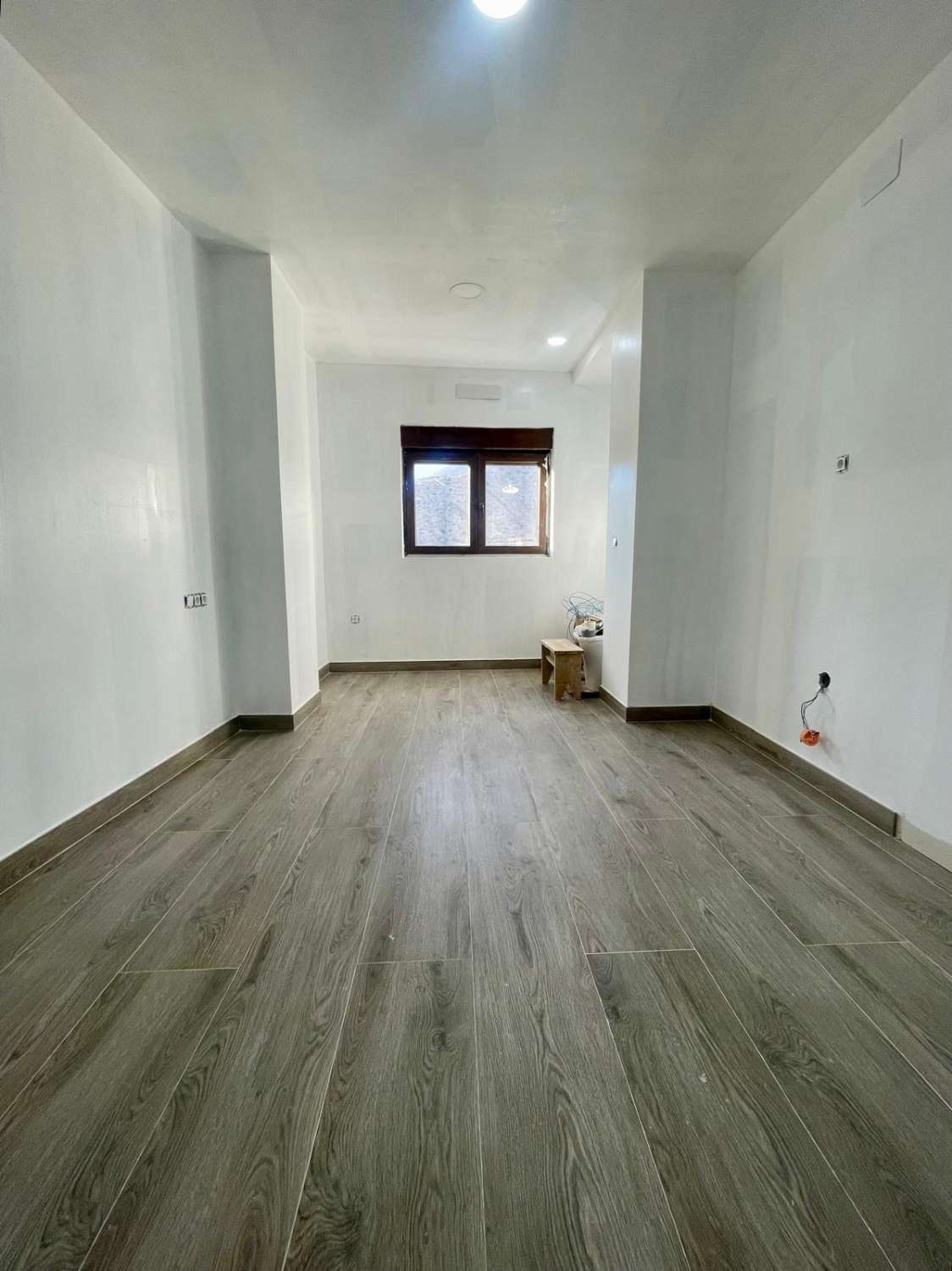 Renoviertes Stadthaus im Herzen von Vélez de Benaudalla – modernes Wohnen in historischem Ambiente