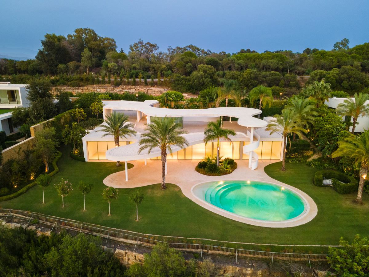 Moderne Luxusvilla in Casares Golf – Exklusives Wohnen in Finca Cortesin