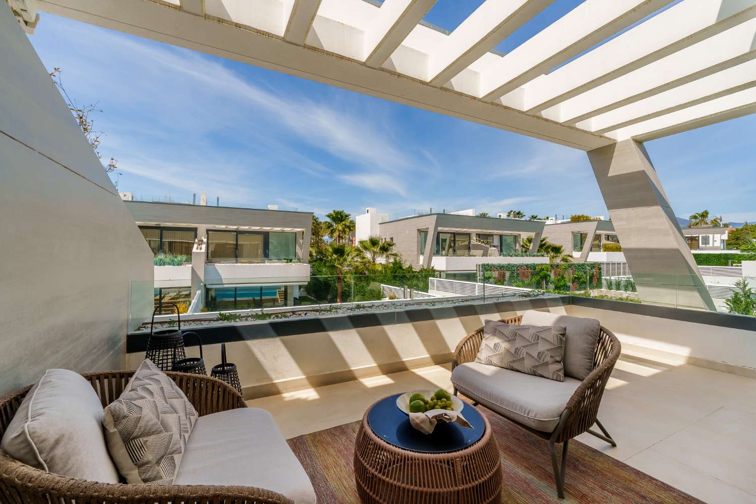 Moderne Doppelhaushälfte Azure 7 in Banus Bay, Marbella