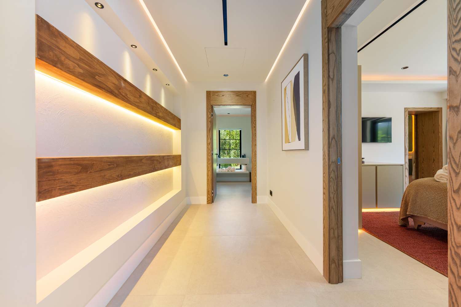 Moderne Luxusvilla in Marbella – Eleganz auf einer Ebene nahe Puerto Banús