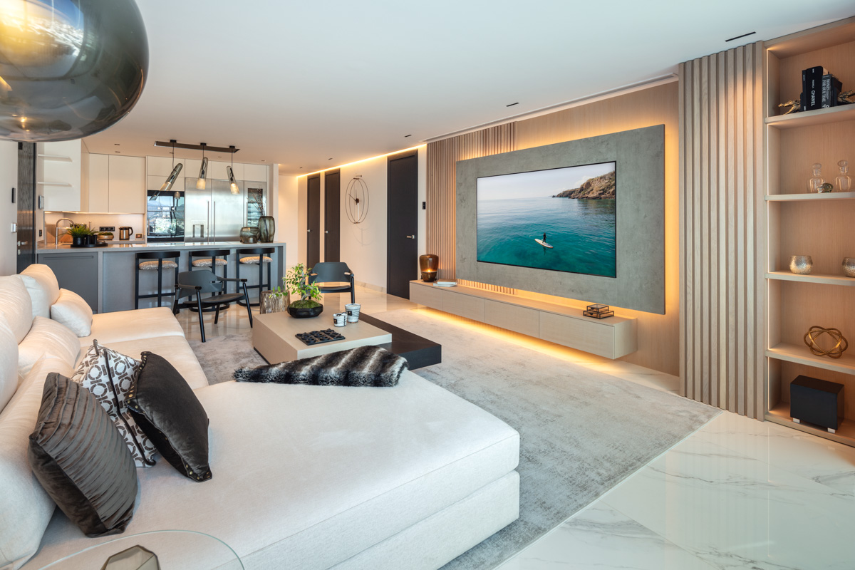 Luxusapartment in Puerto Banús – Panoramablick auf das Mittelmeer
