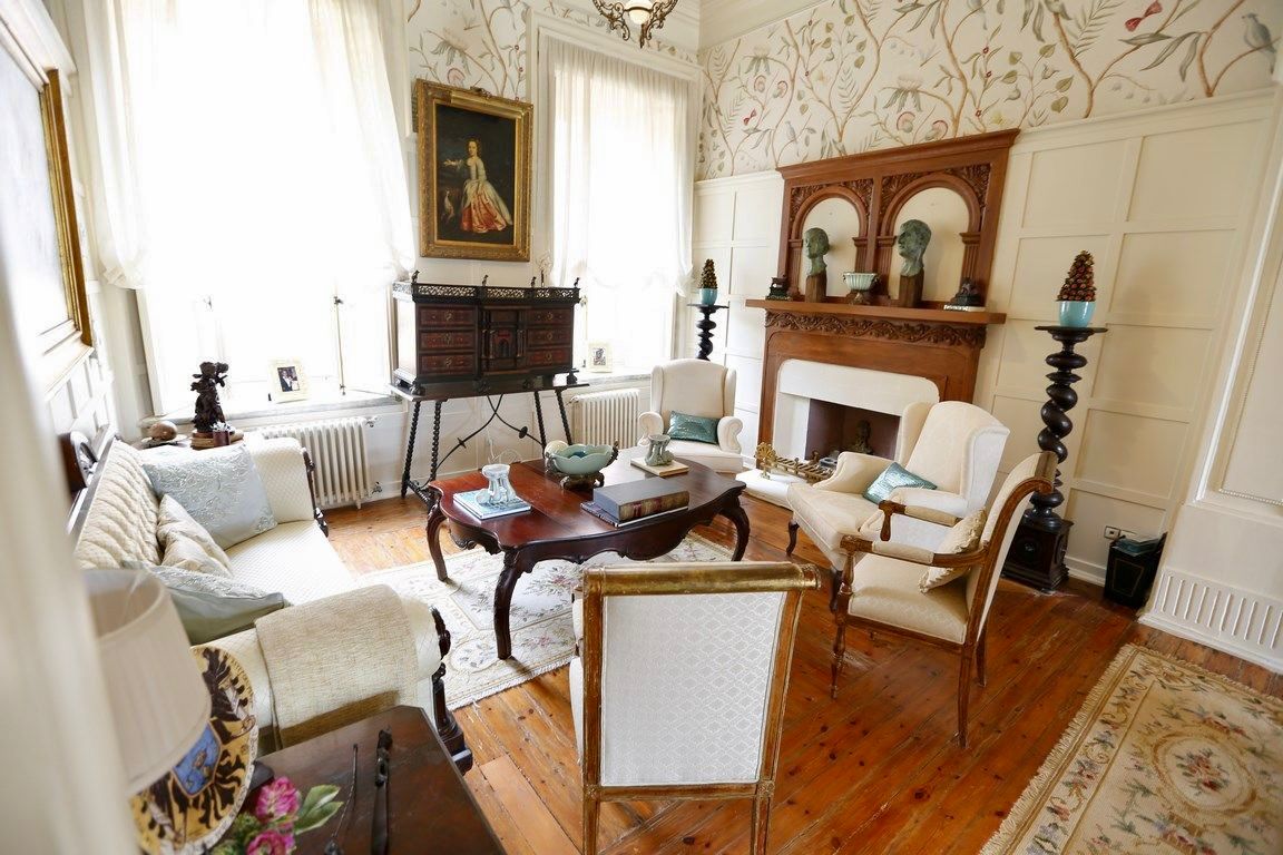 Palastartige Residenz des 19. Jahrhunderts mit historischem Botanischem Garten und Reitanlage – Elvas, Portugal