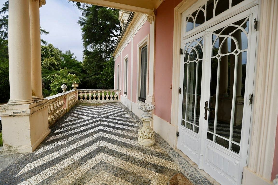 Palastartige Residenz des 19. Jahrhunderts mit historischem Botanischem Garten und Reitanlage – Elvas, Portugal