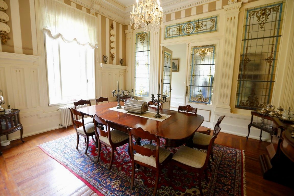 Palastartige Residenz des 19. Jahrhunderts mit historischem Botanischem Garten und Reitanlage – Elvas, Portugal