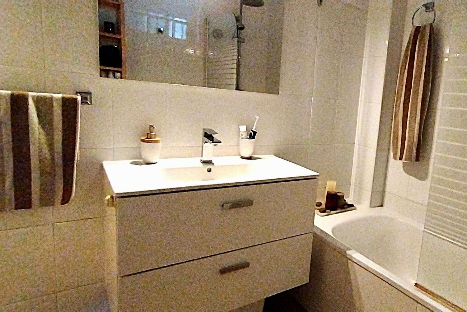 Apartment in Torremolinos – Traumhafte Meerblicke in zentraler Lage