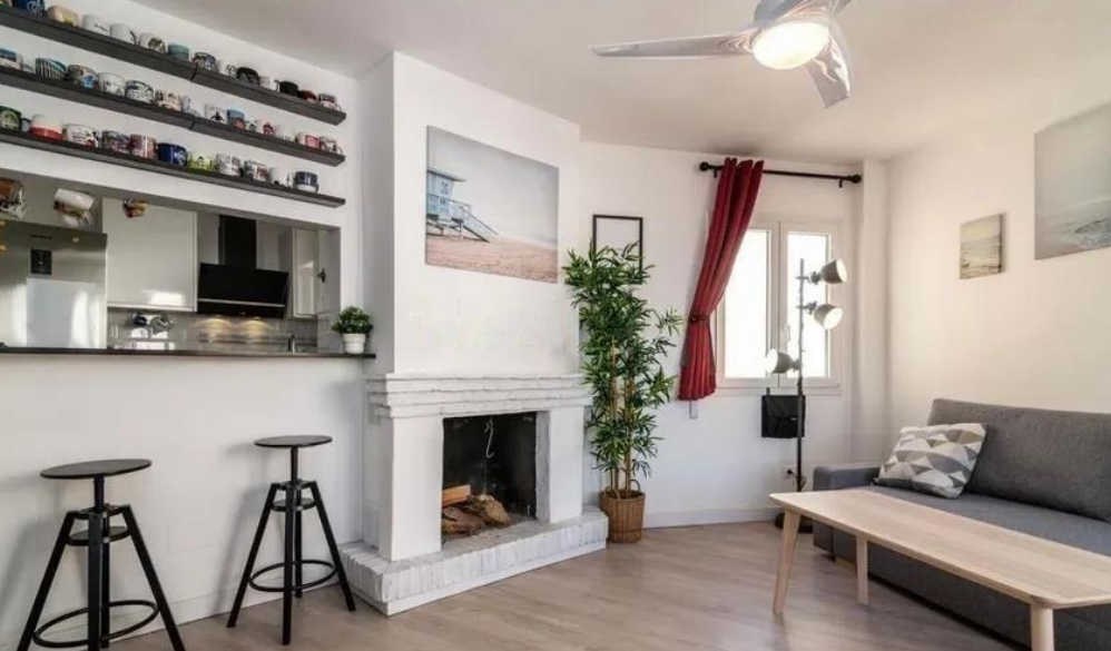 Exklusives Apartment mit Meerblick und Tourismuslizenz in Puerto Marina, Benalmádena