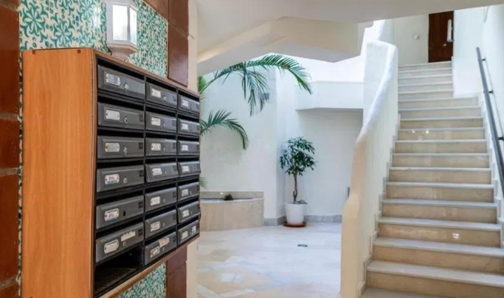 Exklusives Apartment mit Meerblick und Tourismuslizenz in Puerto Marina, Benalmádena