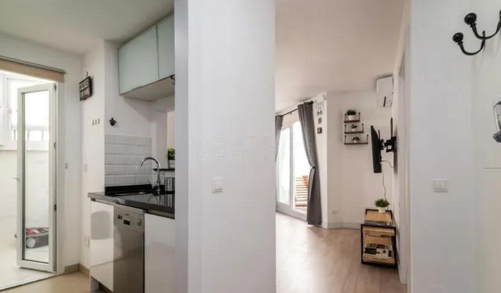 Exklusives Apartment mit Meerblick und Tourismuslizenz in Puerto Marina, Benalmádena