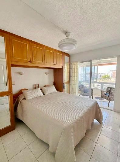 Modernes Apartment mit Meerblick in Benalmádena – Nur 5 Minuten vom Strand entfernt