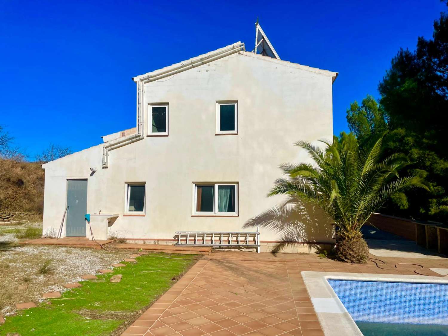 Landhuis in Almogía met zwembad en prachtig uitzicht op zee, Málaga en de Guadalhorce-vallei