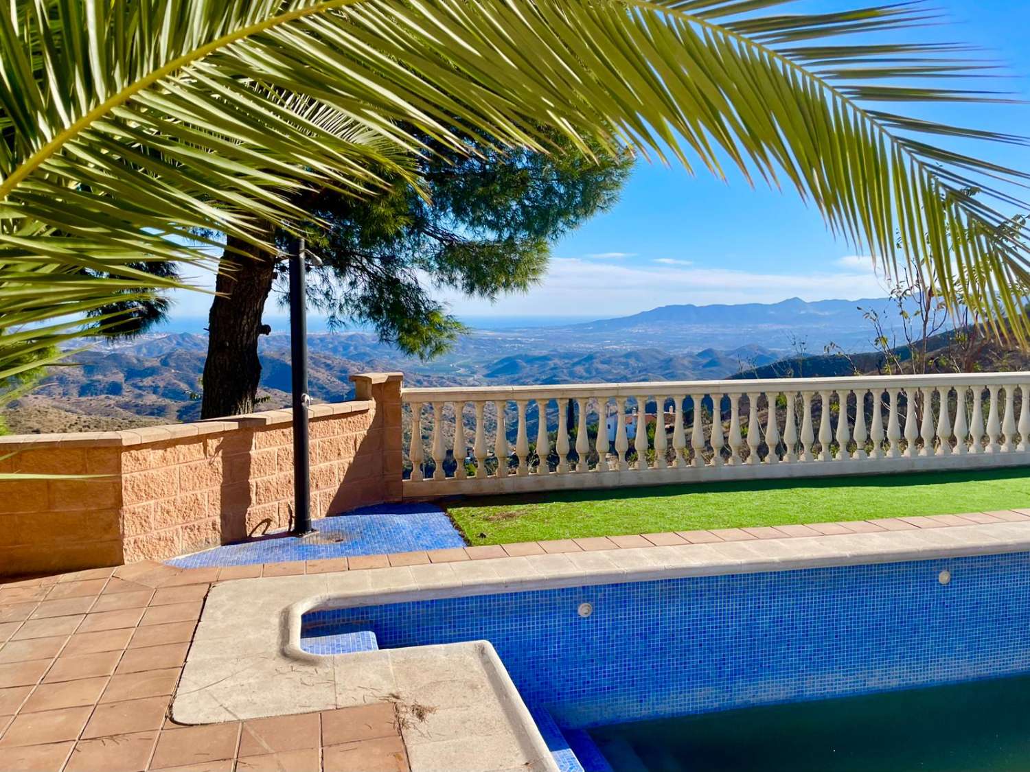 Landhuis in Almogía met zwembad en prachtig uitzicht op zee, Málaga en de Guadalhorce-vallei