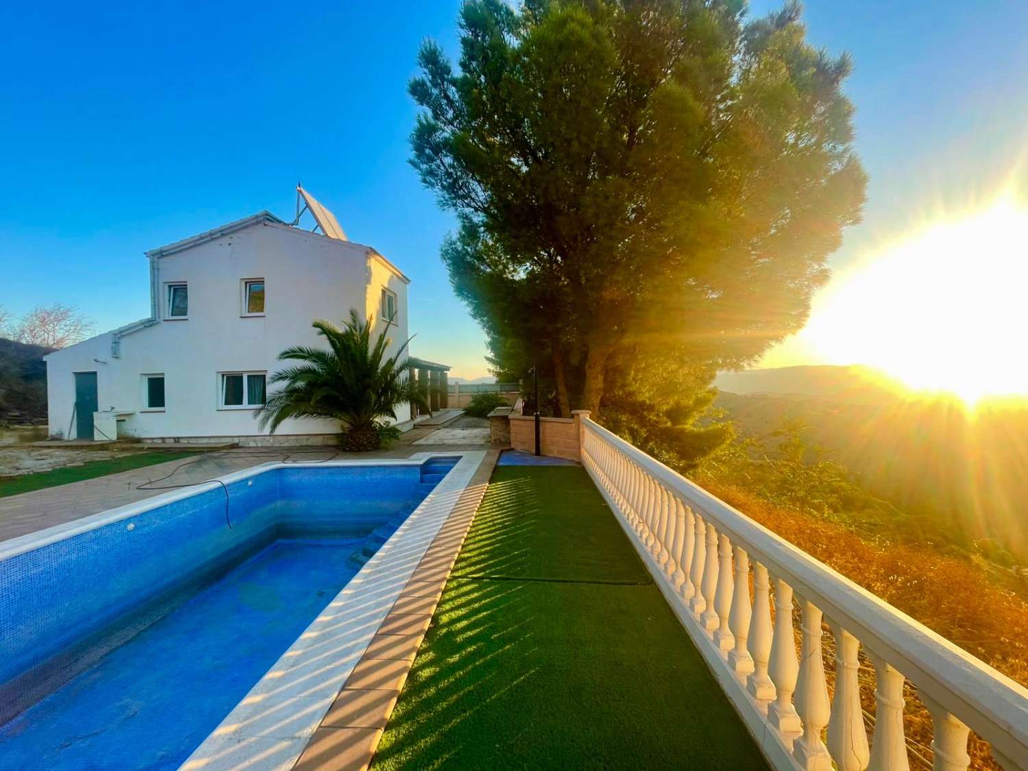 Landhuis in Almogía met zwembad en prachtig uitzicht op zee, Málaga en de Guadalhorce-vallei