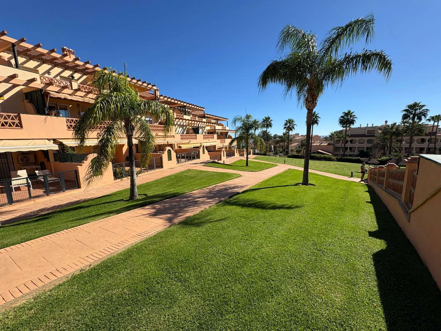 Apartment mit Meerblick und sonniger Terrasse in Mijas Costa