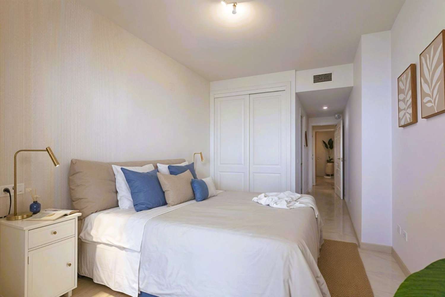 Exklusive Wohnung in erster Strandlinie mit Meerblick in Torrequebrada, Benalmádena