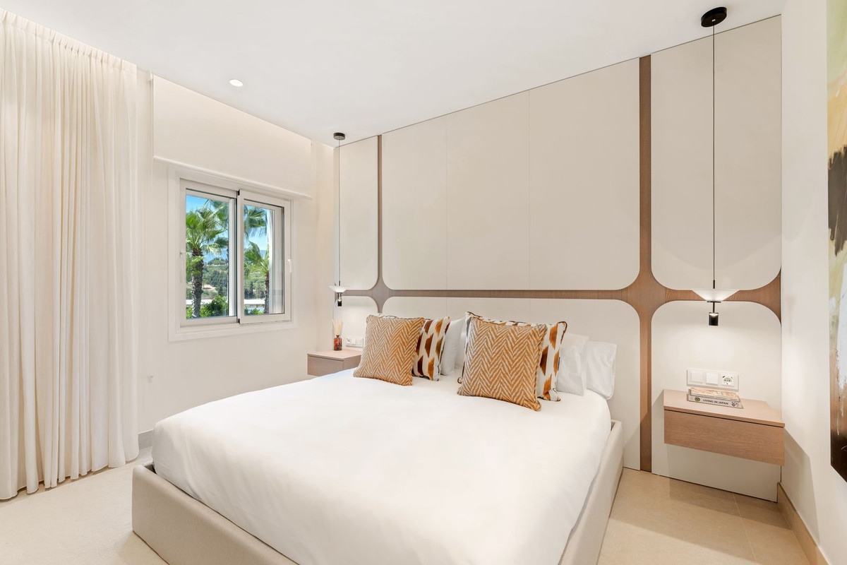 Luxuriöses Duplex-Penthouse mit spektakulären Meerblicken in Esteponas New Golden Mile