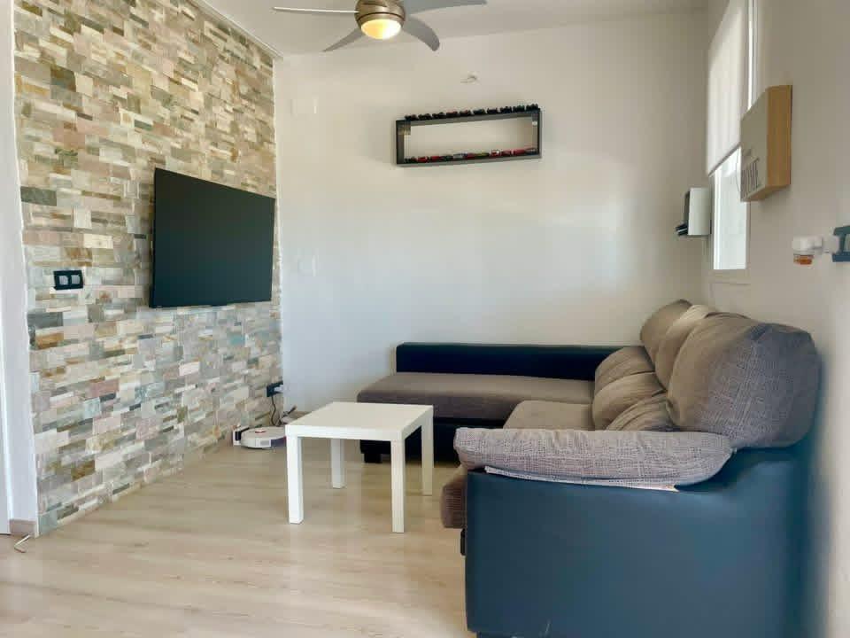 Modernes Landhaus mit Pool bei Baza – Ruhe, Natur & Komfort