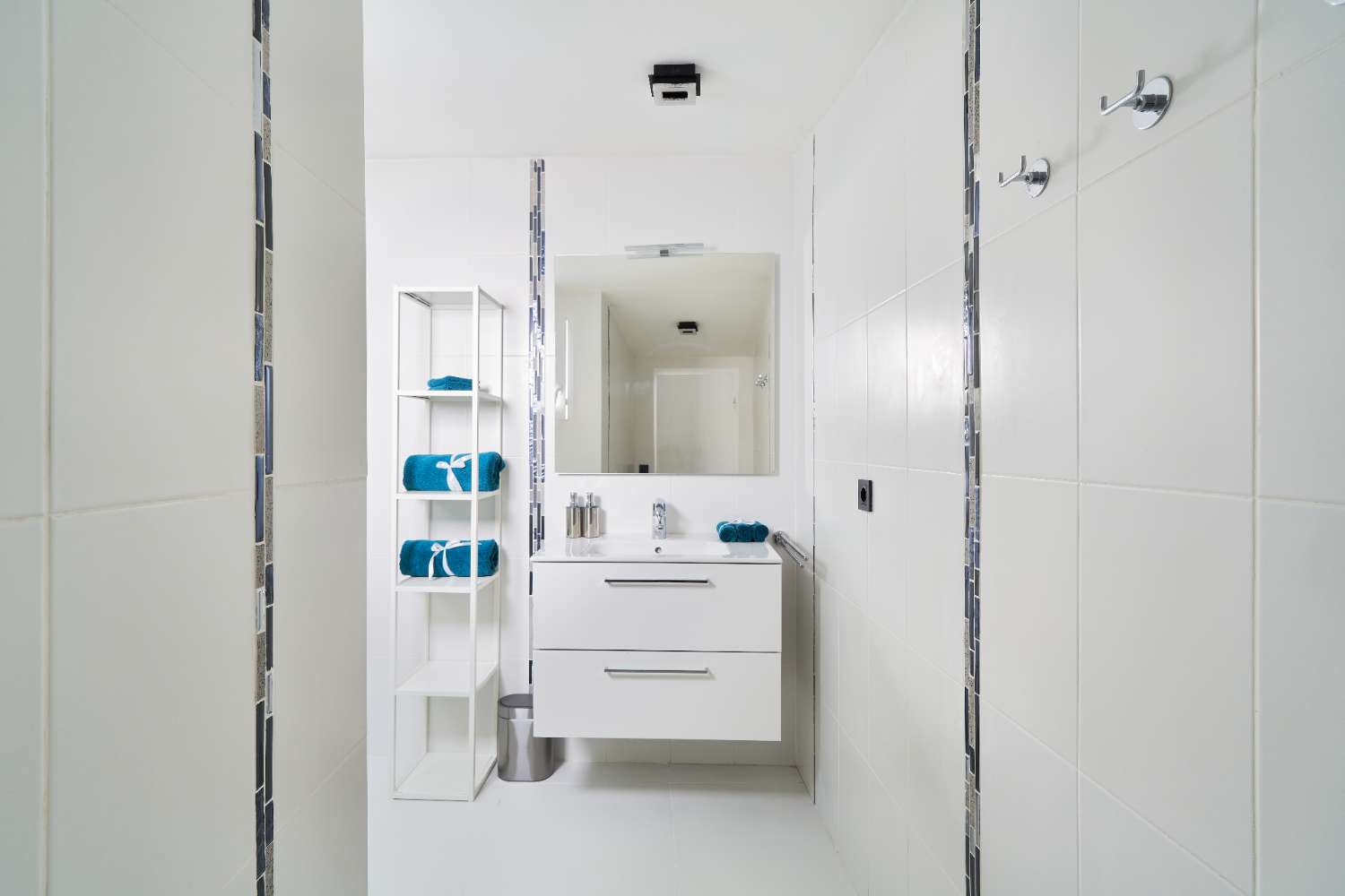 Chalet adosado im Casco Antiguo von Marbella – vollständig renoviertes Stadthaus nur wenige Schritte vom Strand entfernt