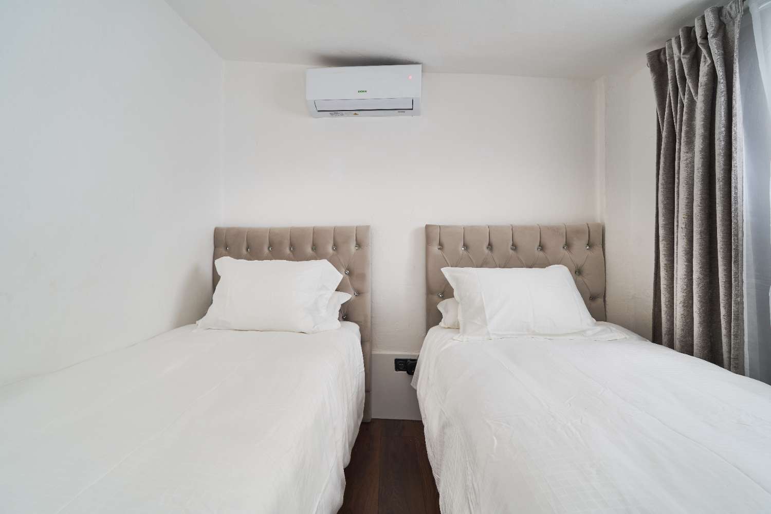 Chalet adosado im Casco Antiguo von Marbella – vollständig renoviertes Stadthaus nur wenige Schritte vom Strand entfernt