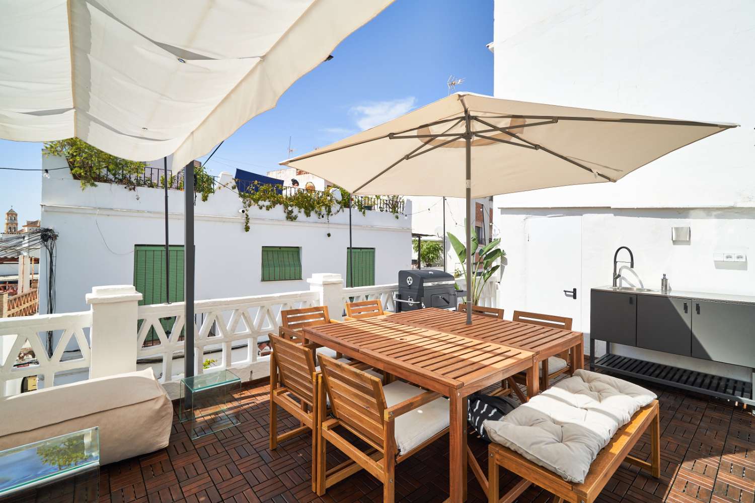 Chalet adosado im Casco Antiguo von Marbella – vollständig renoviertes Stadthaus nur wenige Schritte vom Strand entfernt