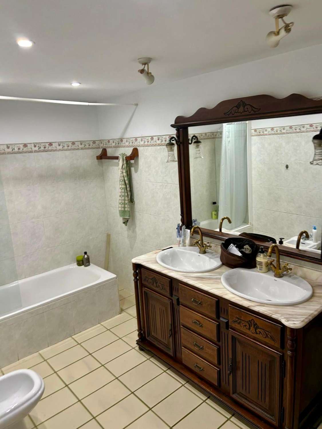 APARTAMENTO EN MARBELLA