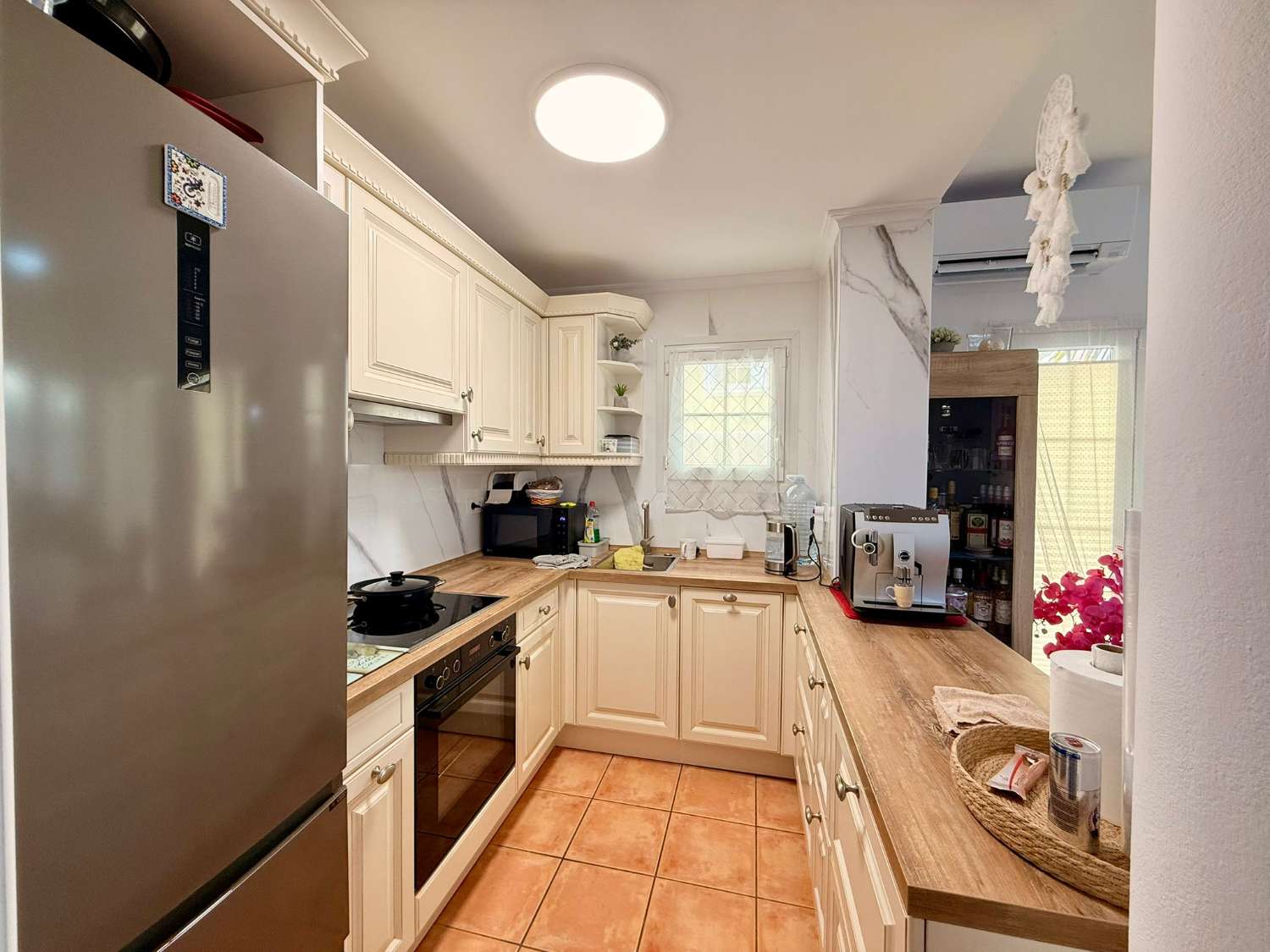 Bungalow de rêve avec vue sur la mer à Calpe