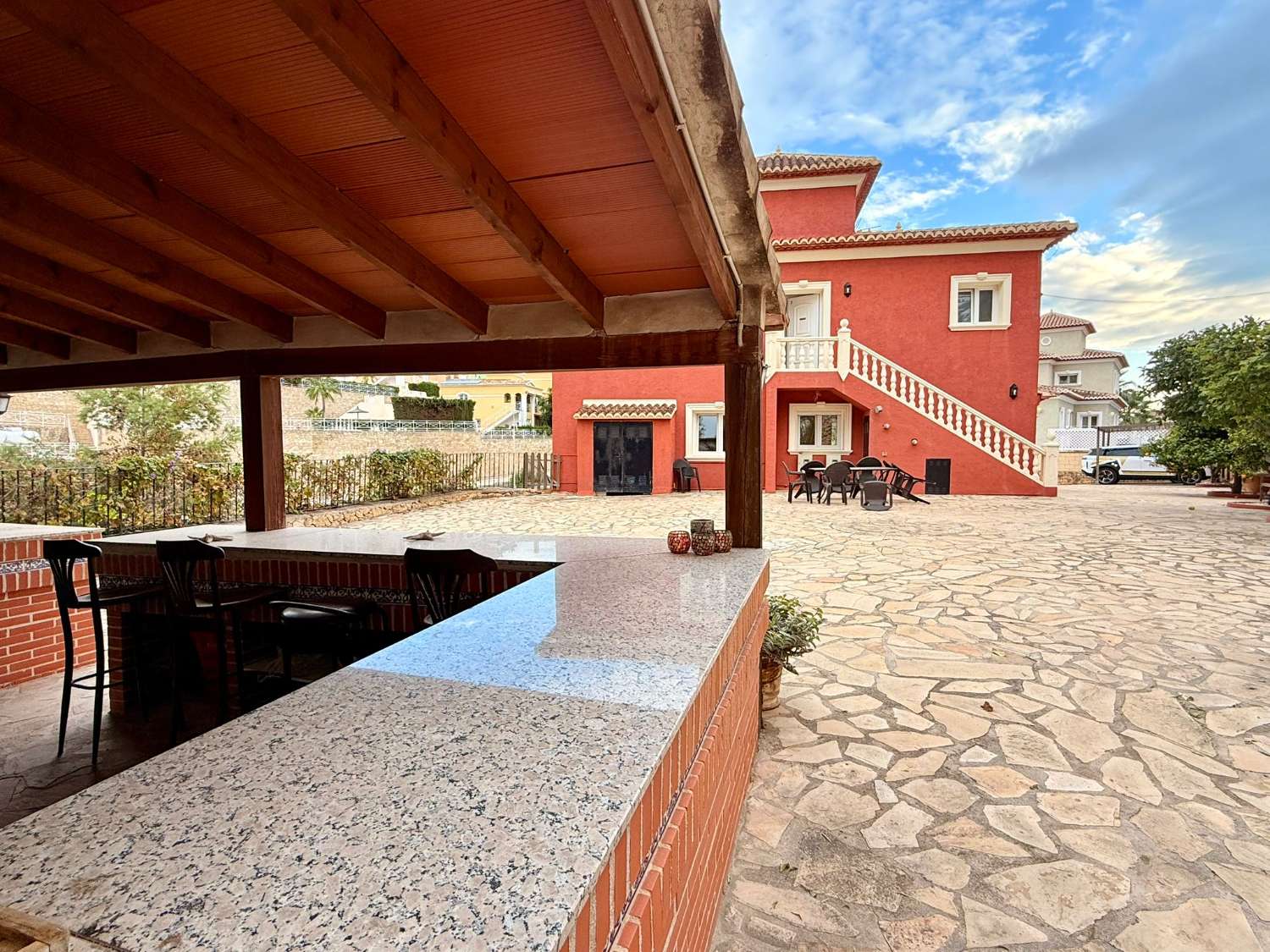 CHALET MIT TOURISTENLIZENZ IN LA CANUTA – CALPE, COSTA BLANCA