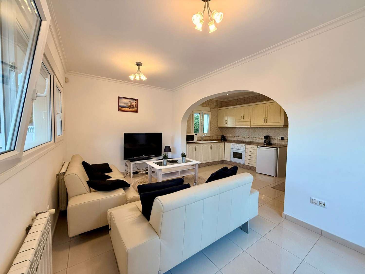 CHALET MIT TOURISTENLIZENZ IN LA CANUTA – CALPE, COSTA BLANCA